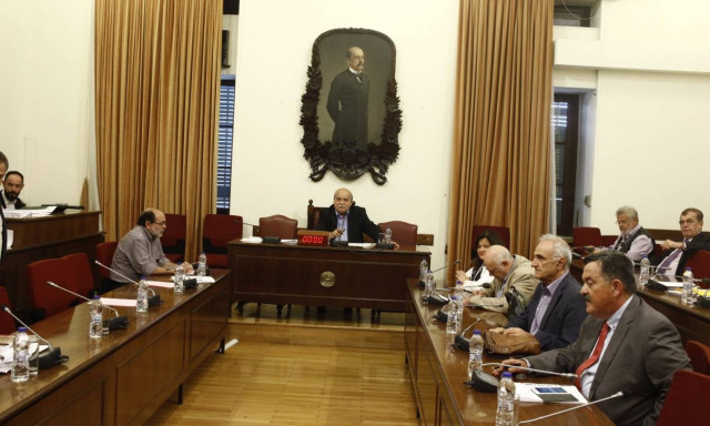 «Ναυάγιο» στη Διάσκεψη των Προέδρων: Στο κενό η προσπάθεια για συγκρότηση ΕΣΡ