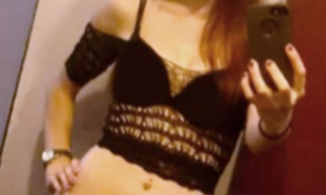 Ομολογία ΣΟΚ καυτής δασκάλας: «Έκανα εκατοντάδες φορές σεξ με μαθητή γιατί…» - Δείτε τι του έστελνε!