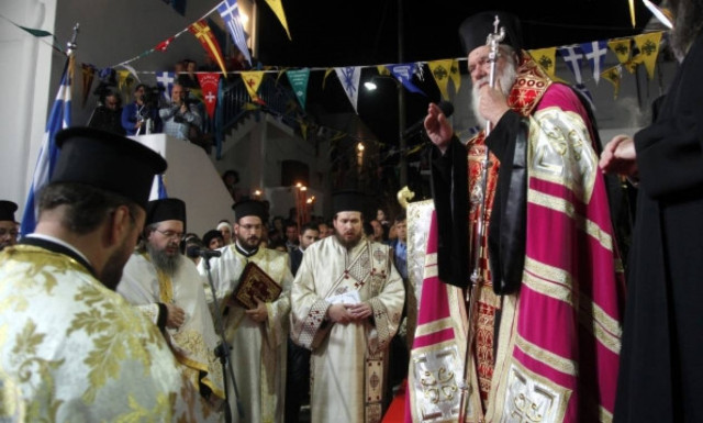 Αρχιεπίσκοπος Ιερώνυμος: Ανατριχιάζουμε στη λέξη χωρισμός (pics)