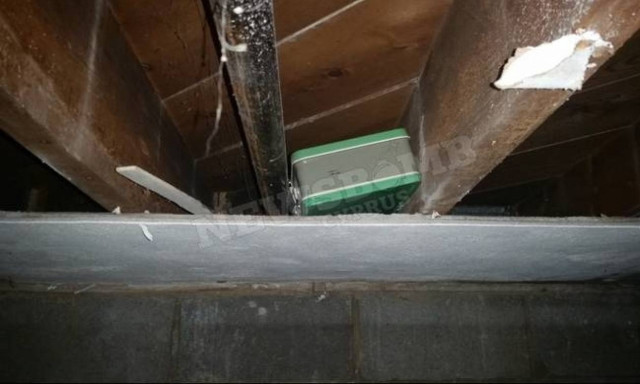 Έκαναν ανακαίνιση και ανακάλυψαν μια μυστηριώδη βαλίτσα - Αυτό που είχε μέσα όμως… (photos)