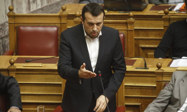 Τηλεοπτικές άδειες - Παππάς: Είμαστε ανοικτοί σε βελτιώσεις στην τροπολογία για τα κανάλια