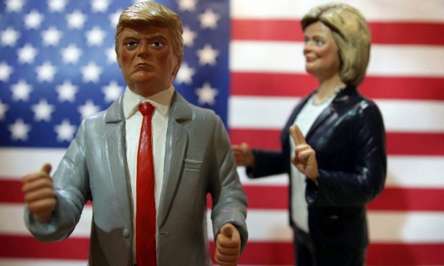 Η Χίλαρι χάνει την ψυχραιμία της και τους ψηφοφόρους που «στόλισε» στα απόρρητα email