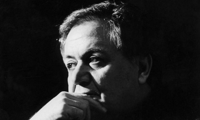 Σαν σήμερα το 1925 γεννιέται ο Μάνος Χατζιδάκις