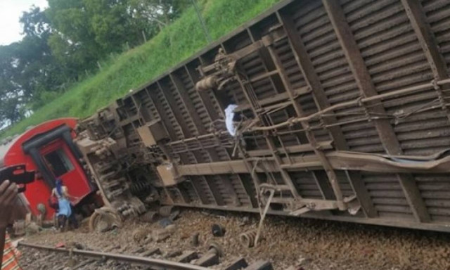 Καμερούν: Περισσότεροι από 60 οι νεκροί από τον εκτροχιασμό αμαξοστοιχίας κοντά στην Εσέκα