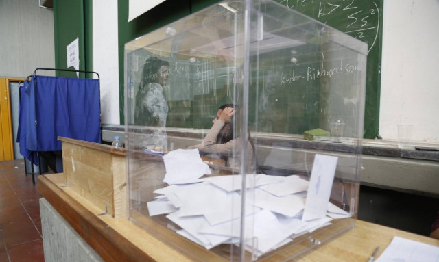 Δημοσκόπηση: Προβάδισμα 11 μονάδων για τη ΝΔ έναντι του ΣΥΡΙΖΑ