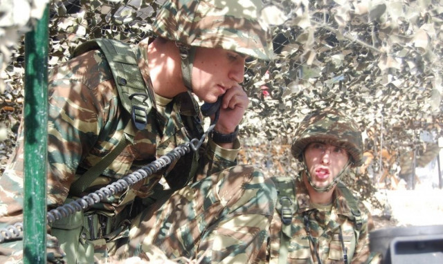 Εκπαίδευση Σχολής Πυροβολικού - Εκπαιδευτικές Βολές (pics)