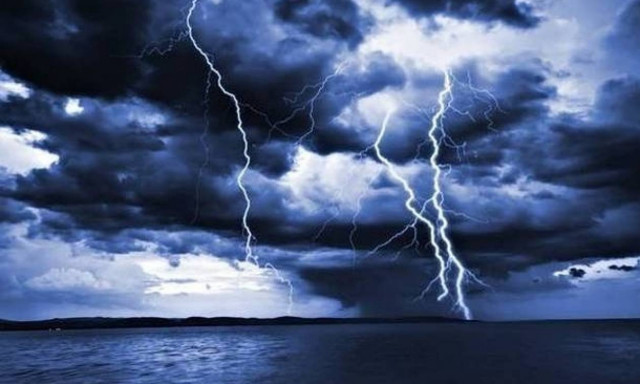 Η ΕΜΥ προειδοποιεί για έντονα φαινόμενα – Τι καιρό θα κάνει το τριήμερο της 28ης Οκτωβρίου