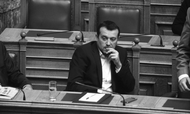 Τηλεοπτικές άδειες - Παππάς: Δεν κάνουμε πίσω - Οι κυβερνήσεις δεν πέφτουν από δικαστικές αποφάσεις