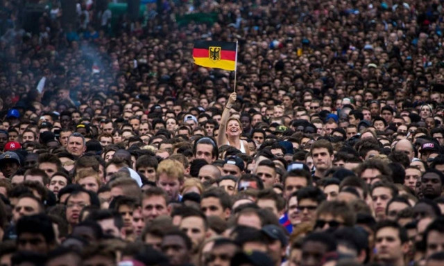 Το 1/3 των Γερμανών φοβάται ότι θα ξεσπάσει πόλεμος με τη Ρωσία