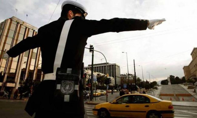 28η Οκτωβρίου: Κυκλοφοριακές ρυθμίσεις σε Αθήνα-Πειραιά λόγω των παρελάσεων-Ποιοι δρόμοι θα κλείσουν