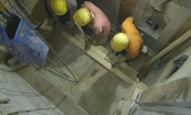 Συγκλονιστική αποκάλυψη: Έλληνες επιστήμονες άνοιξαν το σημείο ταφής του Ιησού!