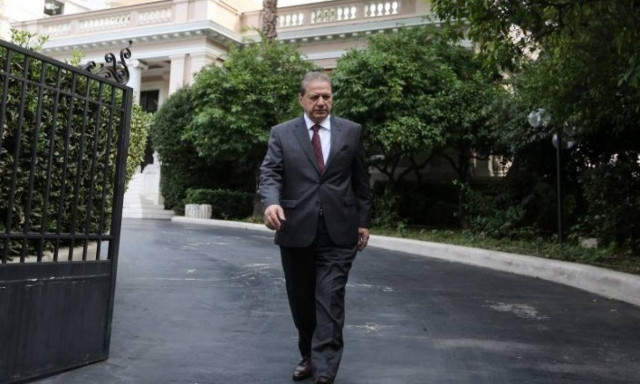 Πώς ο Τσίπρας έπεισε τον Πολύδωρα να πει «δέχομαι την υποψηφιότητα»