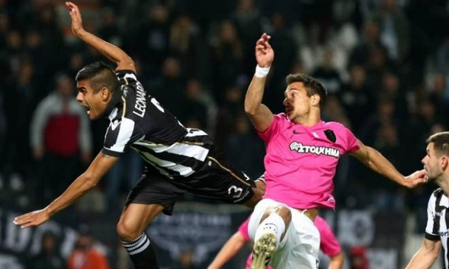 ΠΑΟΚ - ΑΕΚ 1-0: Φωτοβολίδα... Μάτος!