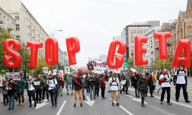 Βέλγιο: Υπογράφτηκε η συμφωνία ελεύθερου εμπορίου ΕΕ-Καναδά (CETA) παρά τις διεθνείς διαμαρτυρίες