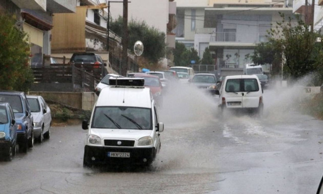 Στο έλεος της κακοκαιρίας το Ρέθυμνο - Έντονες βροχοπτώσεις και θυελλώδεις άνεμοι