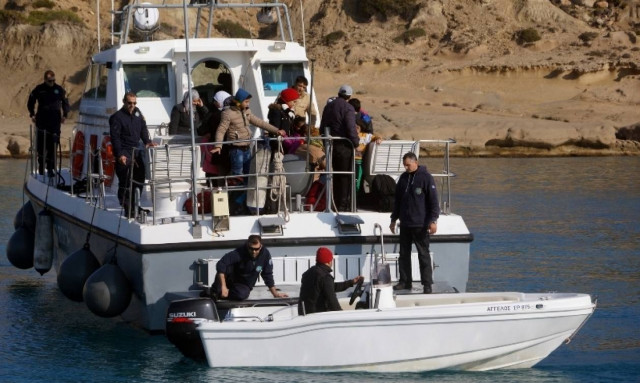 Κύθηρα: Επιχείρηση διάσωσης προσφύγων