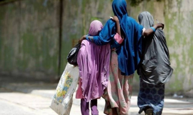 Φρίκη: Αστυνομικός βίασε 13χρονη και την παντρεύτηκε για να μη συλληφθεί