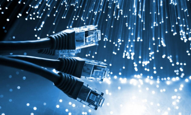 Επανακάμπτει το σχέδιο για δίκτυο οπτικών ινών σε όλη την χώρα