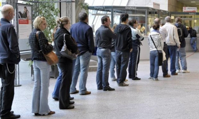 Τα προγράμματα που «τρέχουν» για ένταξη ανέργων στην αγορά εργασίας