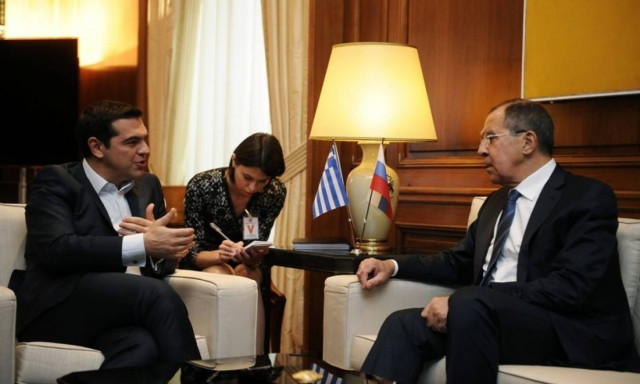 Τσίπρας προς Λαβρόφ: Δεν νοείται η παραμονή των τουρκικών στρατευμάτων στην Κύπρο (photo - video)