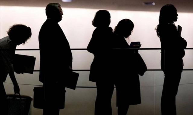 Τραγική πρωτιά για την Ελλάδα: Παραμένει στα ύψη η ανεργία