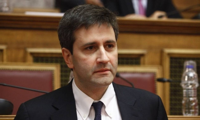 Στροφή 180° από Χουλιαράκη: Η απομείωση του δημόσιου χρέους δεν αποτελεί πανάκεια