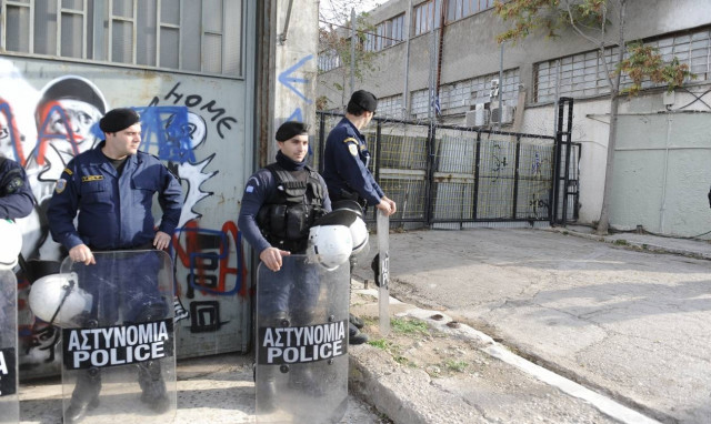 Εκκενώθηκε από την ΕΛ.ΑΣ ο χώρος της κατάληψης στον Βοτανικό