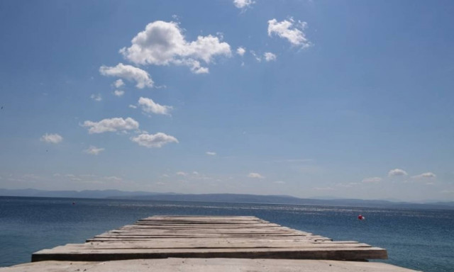 Weather Forecast: Partly cloudy on Saturday (05/11/2016)