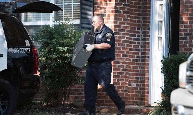 Φρίκη: Αγνοούνταν για 2 μήνες και βρέθηκε αλυσοδεμένη σαν σκυλί σε κοντέινερ (pics+vid)