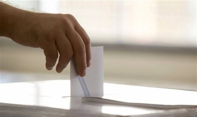 Νέα δημοσκόπηση - «βόμβα» βάζει «φωτιά» στο πολιτικό σκηνικό!