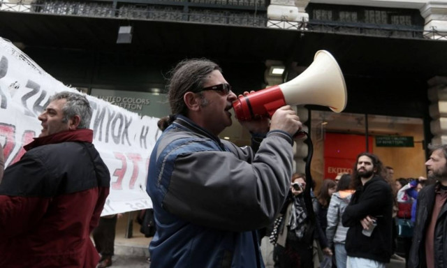 Συγκέντρωση διαμαρτυρίας στη Θεσσαλονίκη για τα ανοικτά καταστήματα