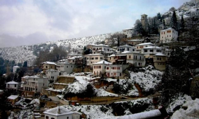 ΟΑΕΔ: Ξεκίνησε η υποβολή αιτήσεων για τον κοινωνικό τουρισμό