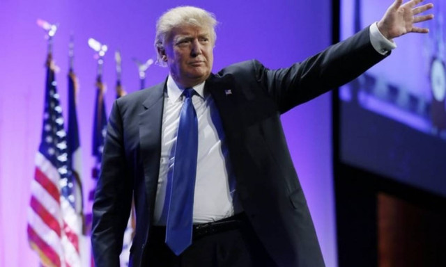 Αμερικανικές εκλογές 2016: Ο Ντόναλτ Τραμπ κάλεσε την Τερέζα Μέι να επισκεφτεί τις ΗΠΑ