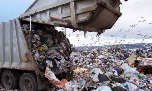 Ακριβαίνουν και τα σκουπίδια: Έρχονται αυξήσεις στα δημοτικά τέλη της Μακεδονίας