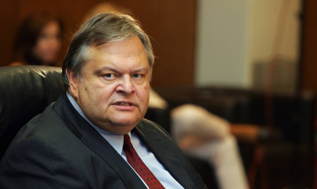 Βενιζέλος: Όχι με «ίσες αποστάσεις» και «συμψηφισμούς»