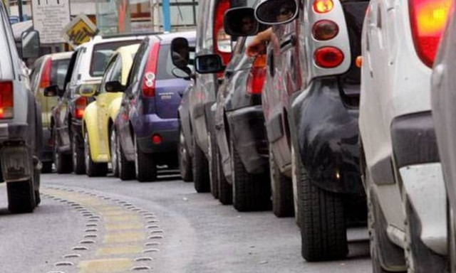 Τέλη κυκλοφορίας 2017: «Στο περίμενε» με αλλαγή(;) στις... αλλαγές Αλεξιάδη