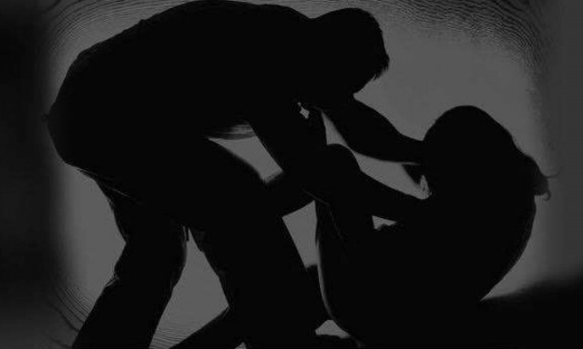 Φρίκη στο Ηράκλειο: Προσπάθησε να τη βιάσει στις τουαλέτες καφετέριας