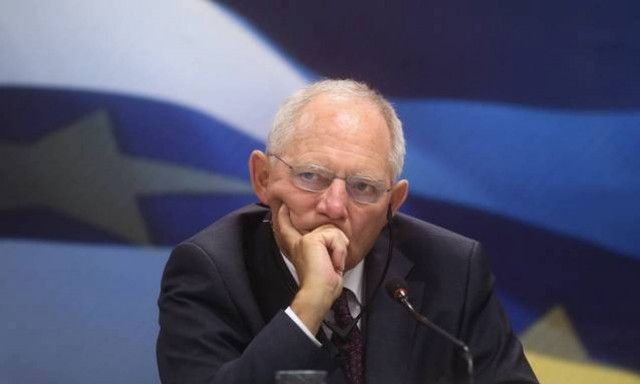 Στάζει φαρμάκι ο Σόιμπλε: Κάνει κακό όποιος μιλάει για ελάφρυνση του ελληνικού χρέους