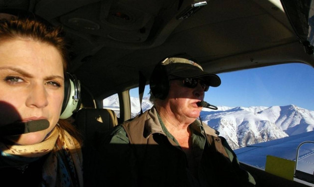 Αμερικάνικη παραγωγή για την Ε.Μ.Α.Κ. με την υπογραφή της Ελληνίδας δημοσιογράφου Αθηνάς Κρικέλη