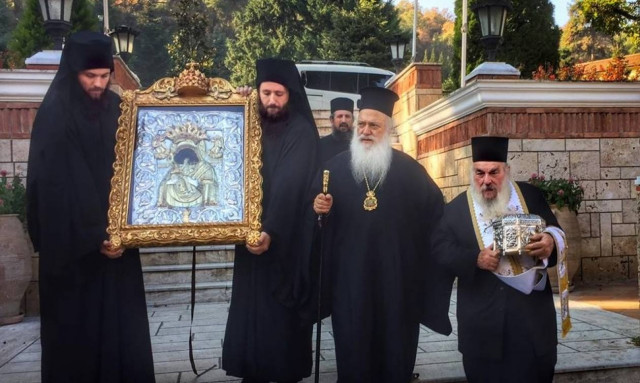 Στη Βέροια η Παναγία η Πανάχραντος και η Τιμία Κάρα του Αγίου Παντελεήμονος