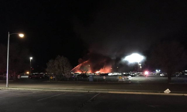 Σκηνές πανικού στη Νεβάδα – Αεροπλάνο συνετρίβη σε κατοικημένη περιοχή