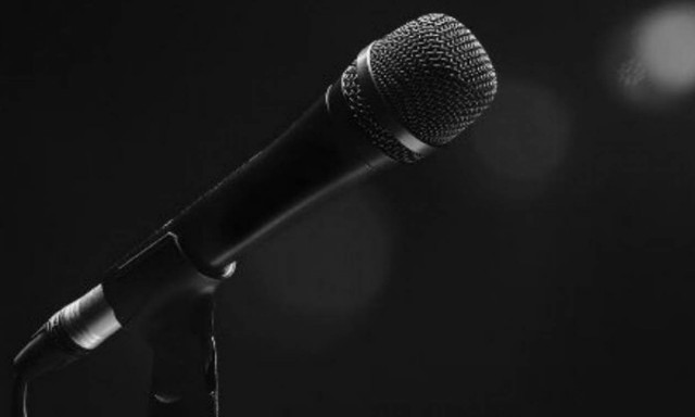 Θλίψη! Πέθανε γνωστή τραγουδίστρια