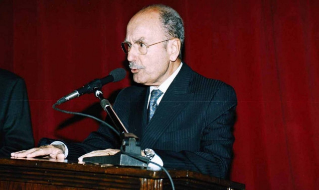 Κωστής Στεφανόπουλος: Πανελλήνια συγκίνηση για το θάνατο του σεμνού ευπατρίδη της Πολιτικής