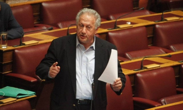 Σκανδαλίδης για Βενιζέλο: Υποστήριξε τις γραμμές του ΠΑΣΟΚ και δεν εγκατέλειψε ποτέ τον χώρο