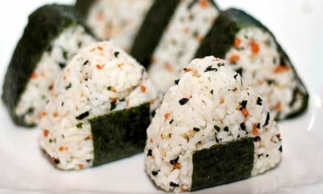 Τραγικός θάνατος: Έπεσε νεκρός σε διαγωνισμό για το πιο... γρήγορο πιρούνι!