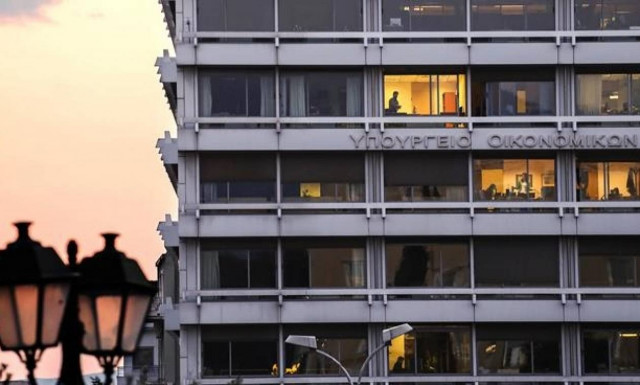 Φοροεπιδρομή και στάση πληρωμών έφεραν πλεόνασμα 6,5 δισ. ευρώ