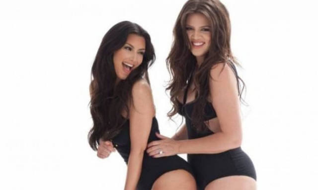 Οι καυτές «μονομαχίες» των Καρντάσιαν στην άμμο! (pics)