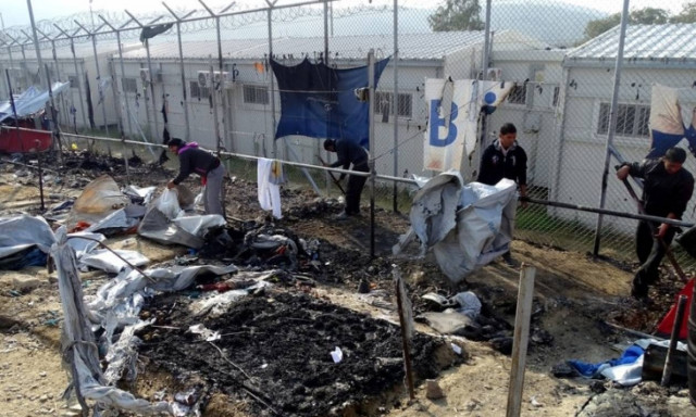 Μυτιλήνη: Συγκλονιστικές εικόνες από τη Μόρια μετά την τραγωδία