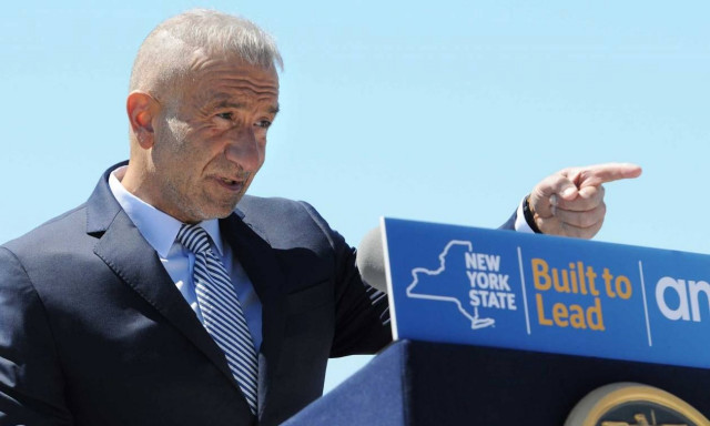 Για διαφθορά κατηγορείται ομογενής καθηγητής στη Νέα Υόρκη