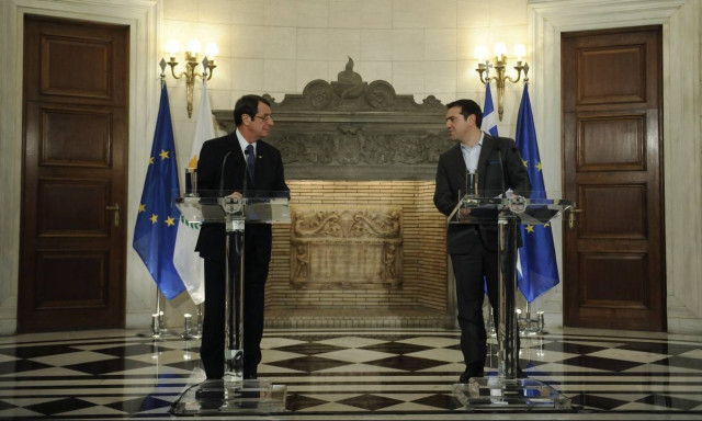 Εθνικά – Κυπριακό: Το ξαναζεσταμένο φαγητό του σχεδίου Ανάν και ο κρίσιμος ρόλος του Τσίπρα